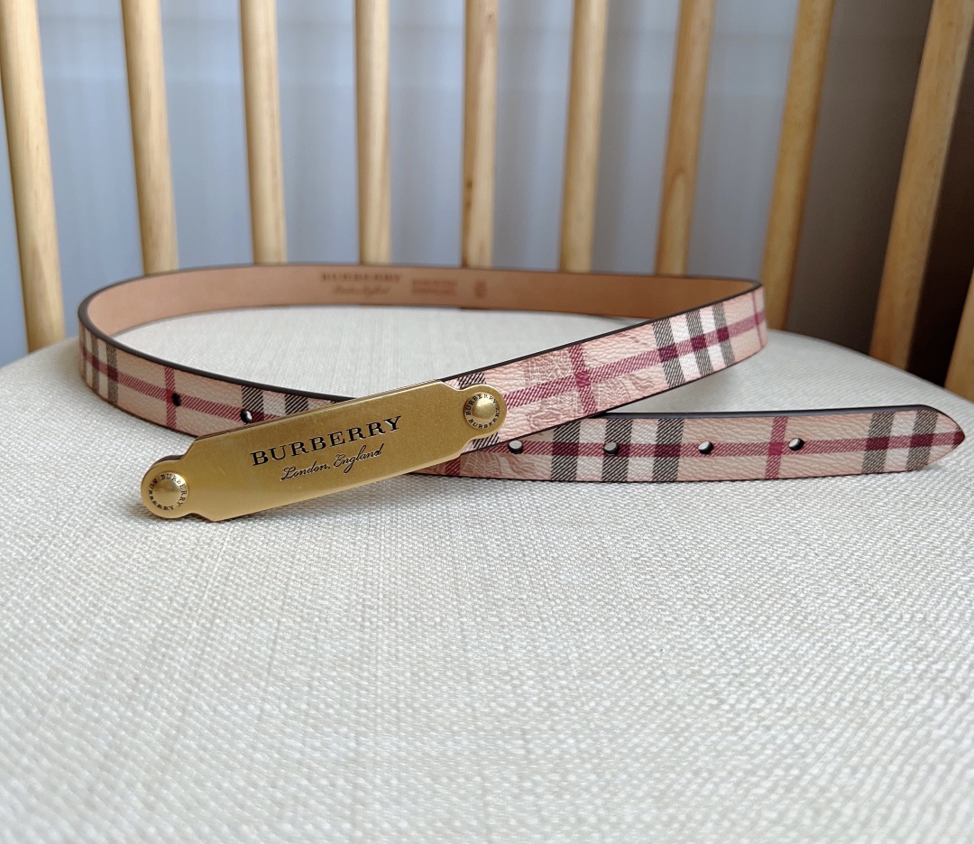 Burberry belt