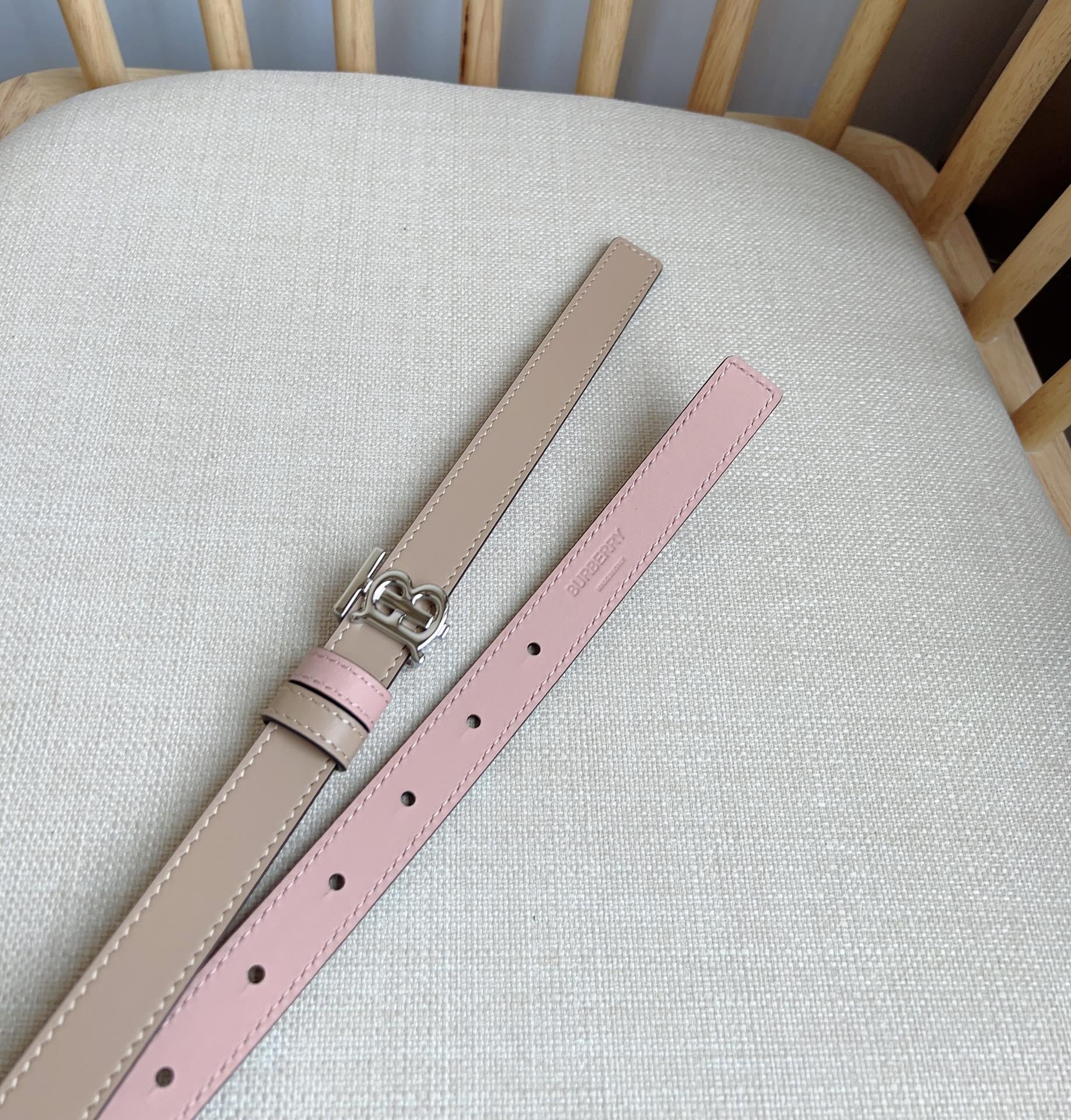 Burberry belt