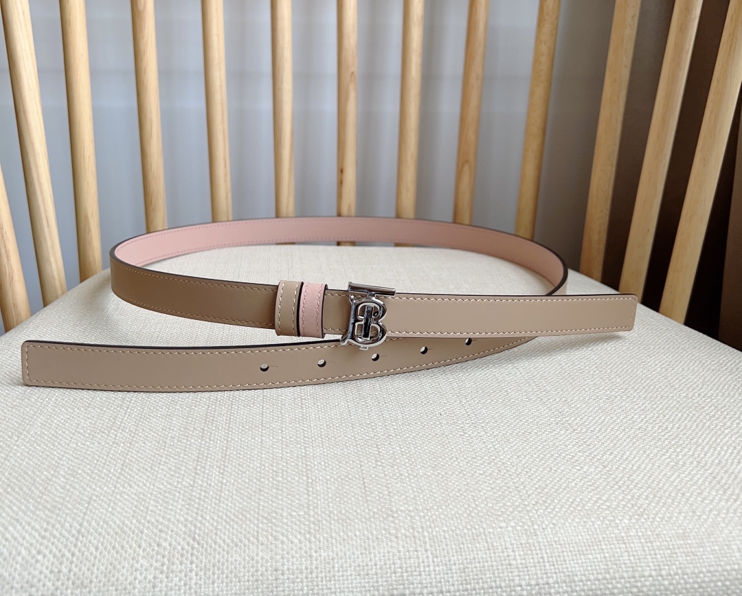 Burberry belt