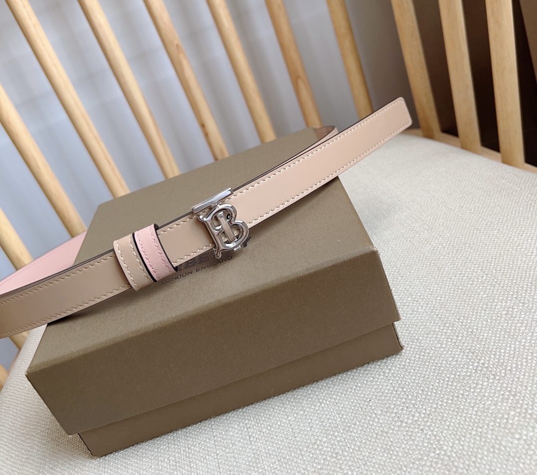 Burberry belt