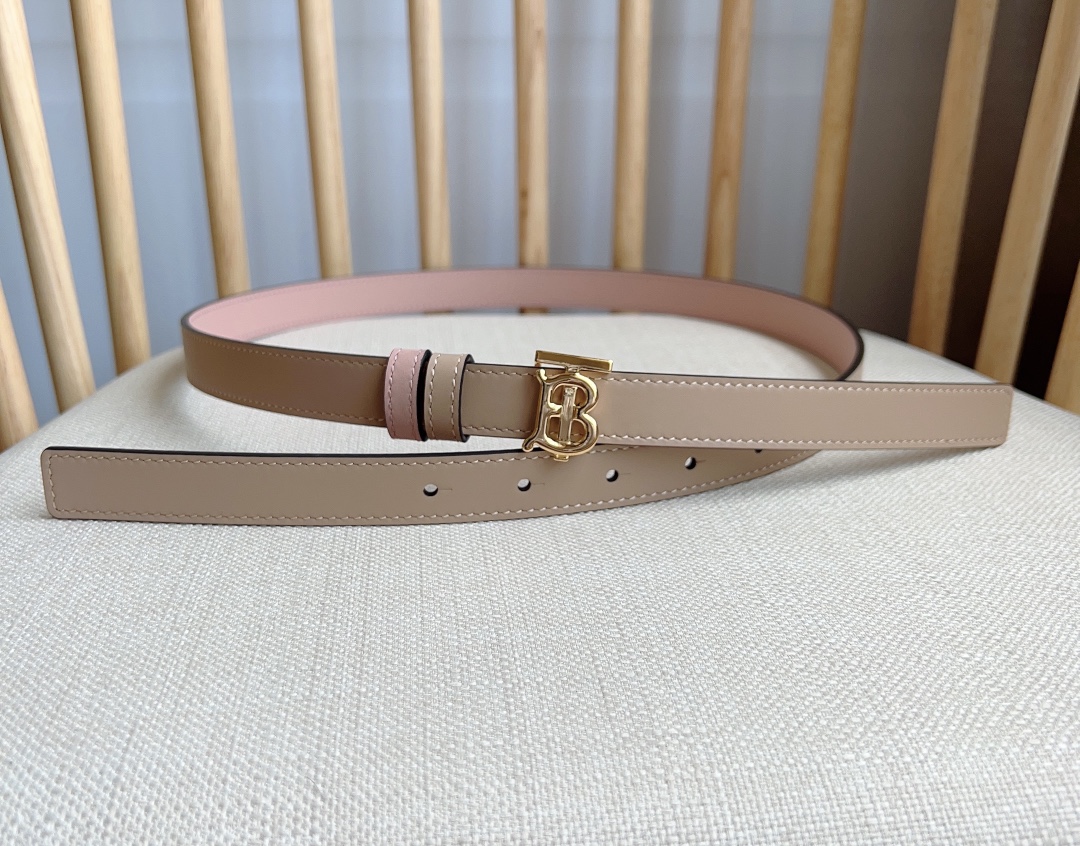Burberry belt