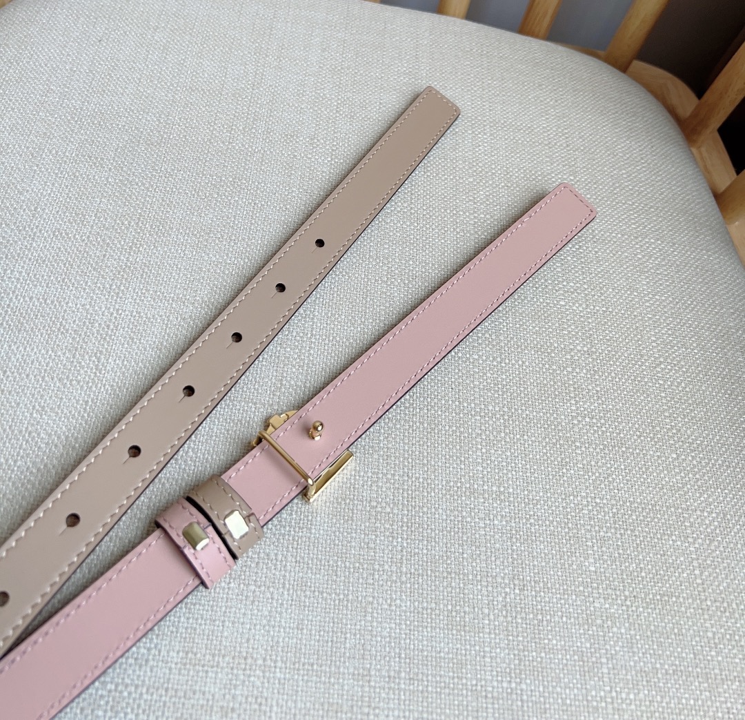 Burberry belt