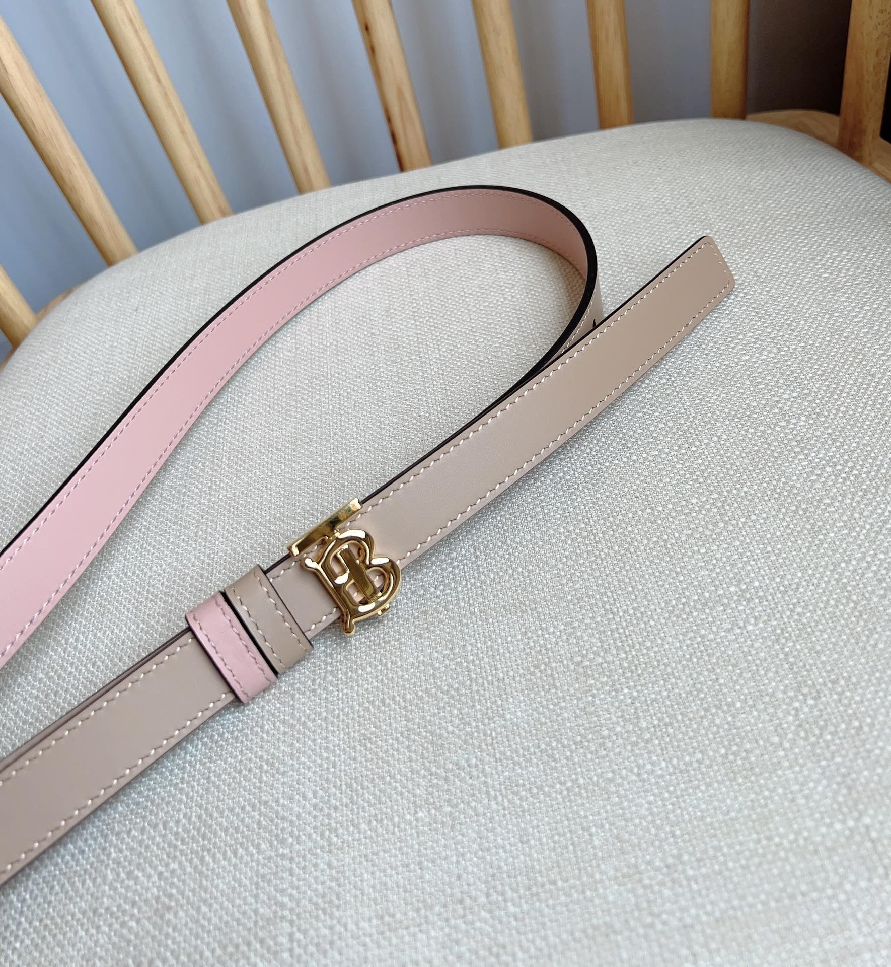 Burberry belt