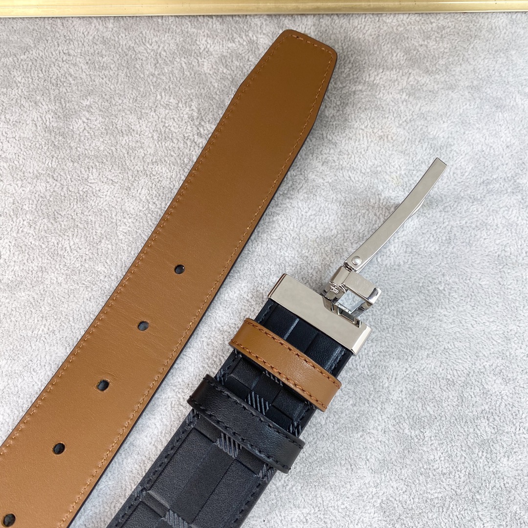 Burberry belt