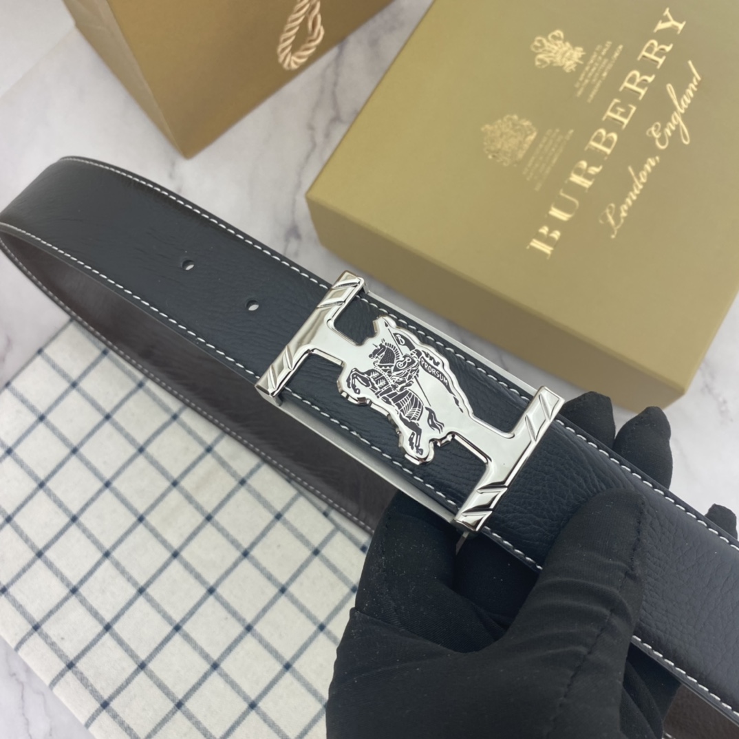 Burberry belt