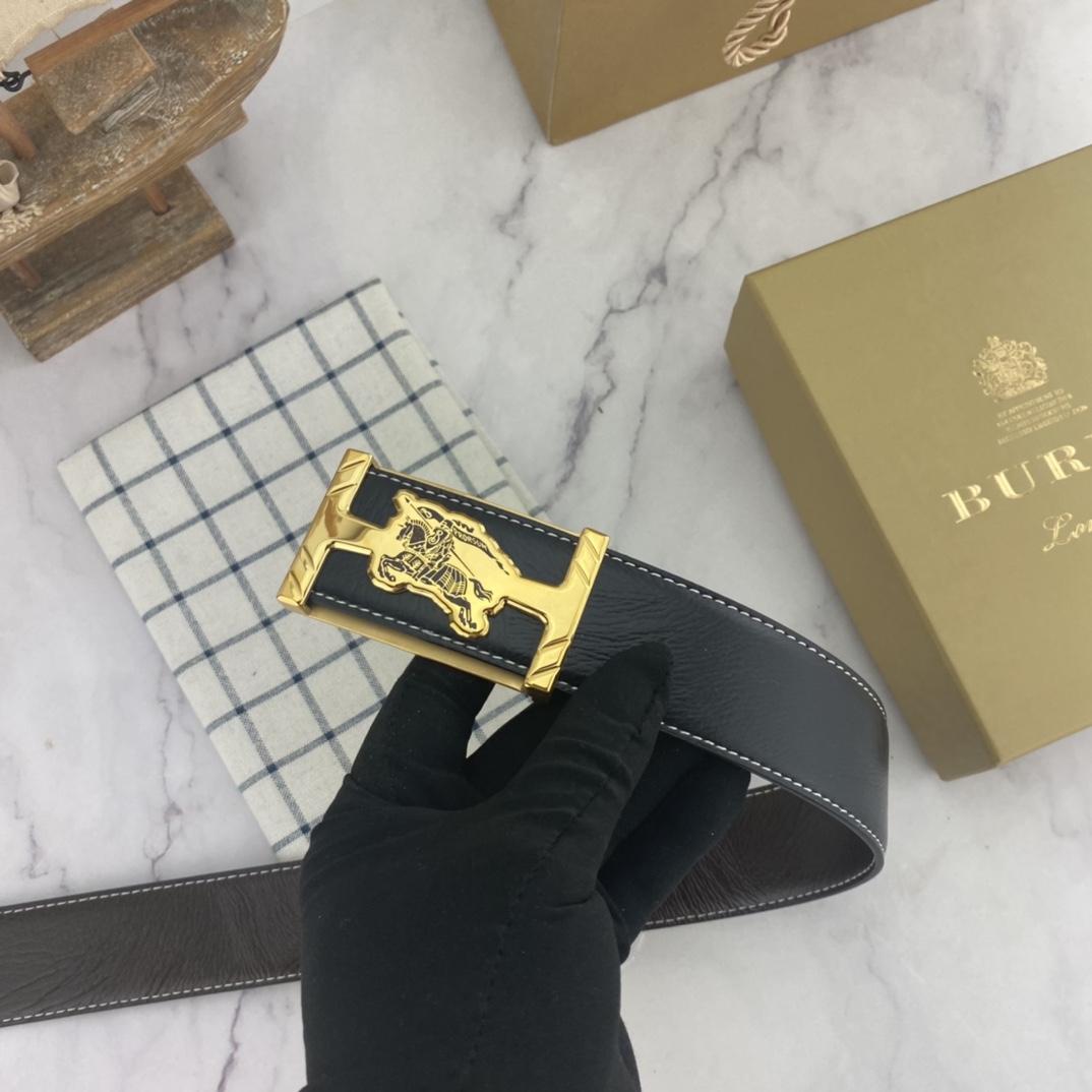 Burberry belt
