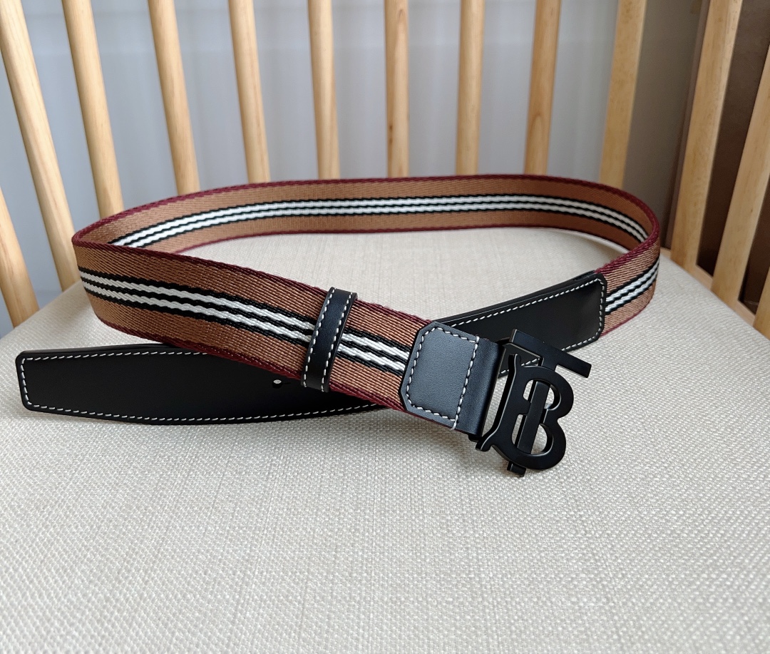 Burberry belt