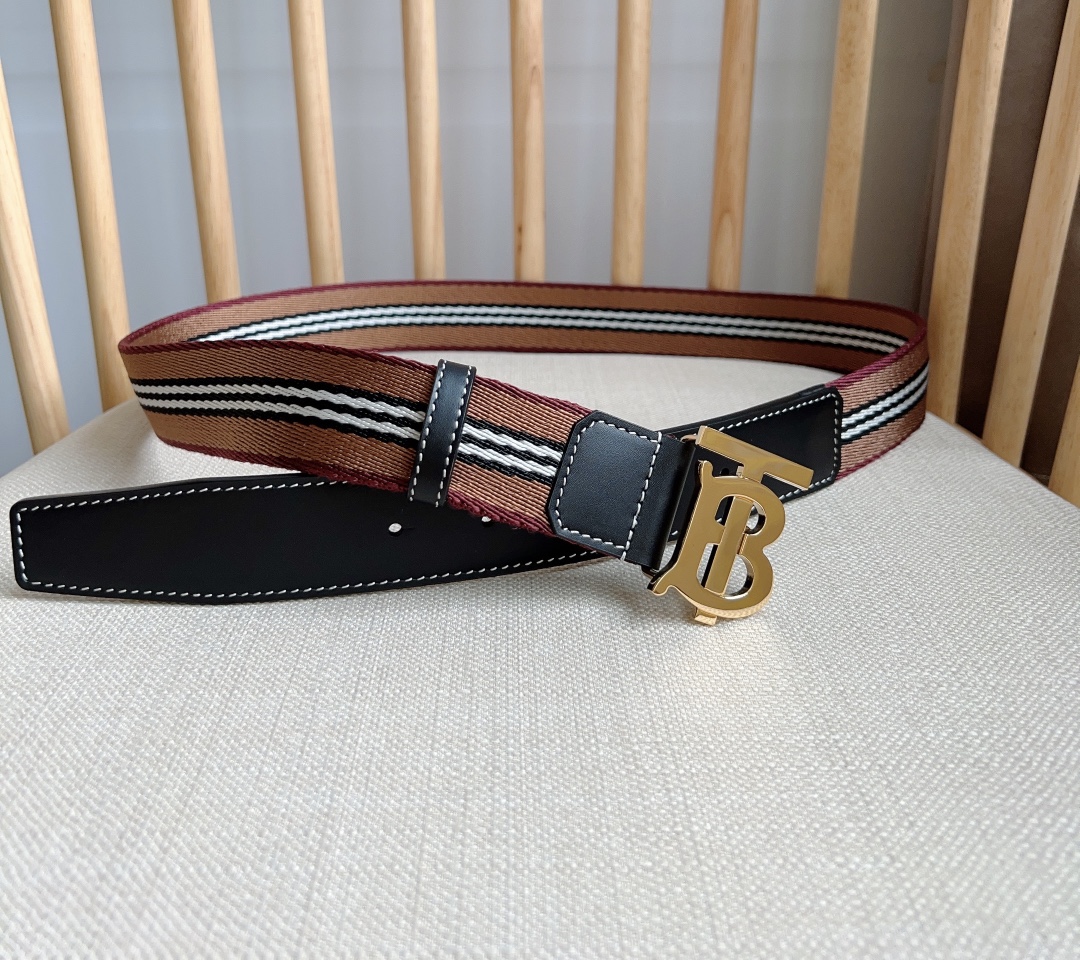 Burberry belt
