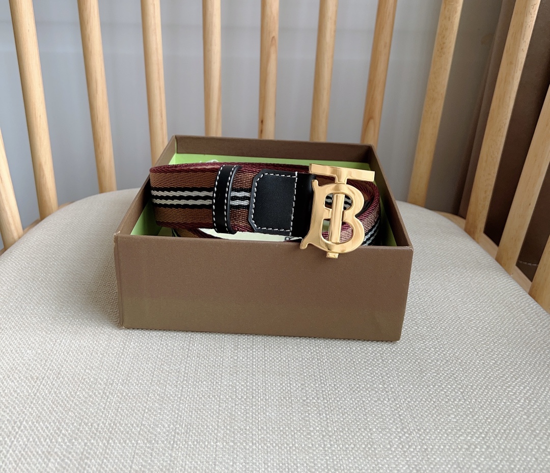 Burberry belt