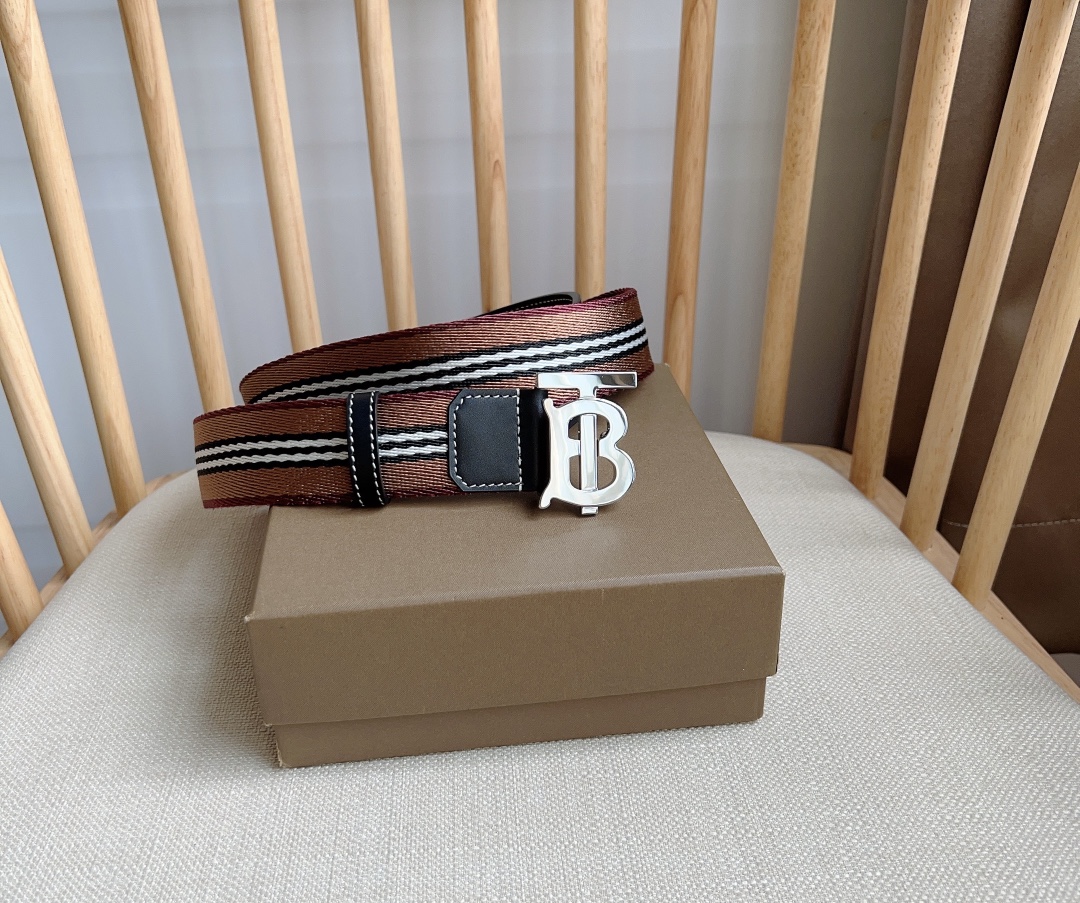 Burberry belt