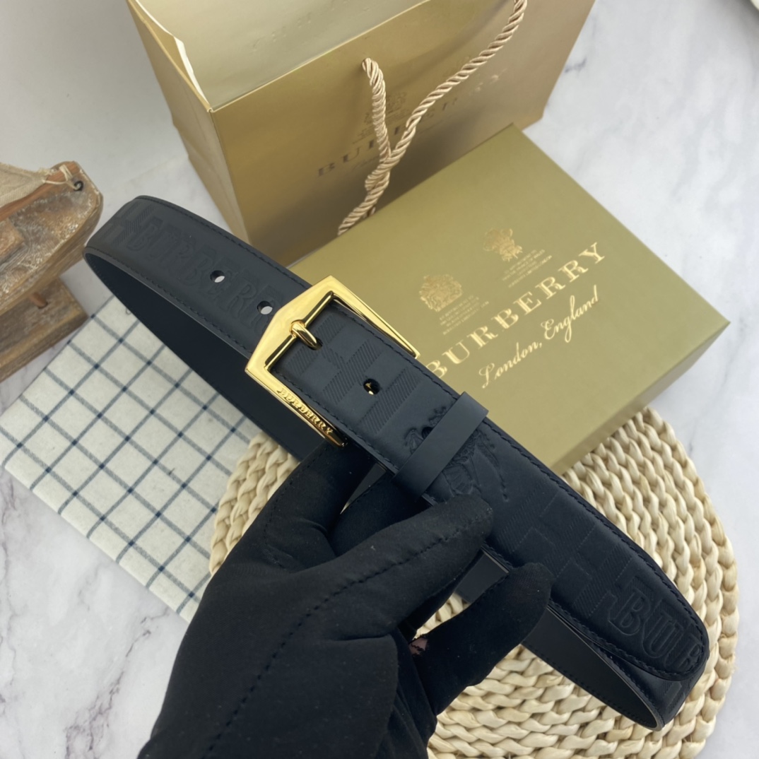 Burberry belt
