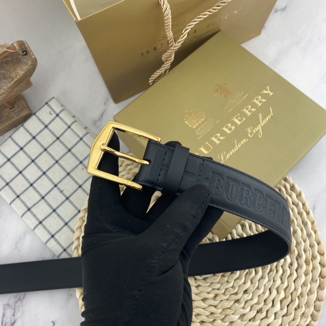 Burberry belt