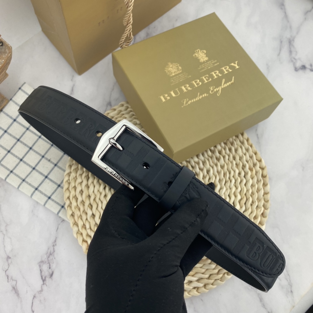 Burberry belt