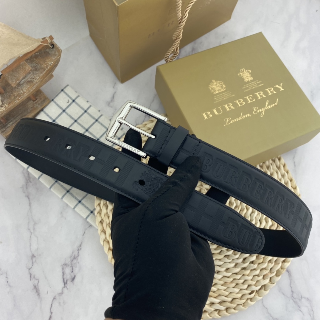 Burberry belt