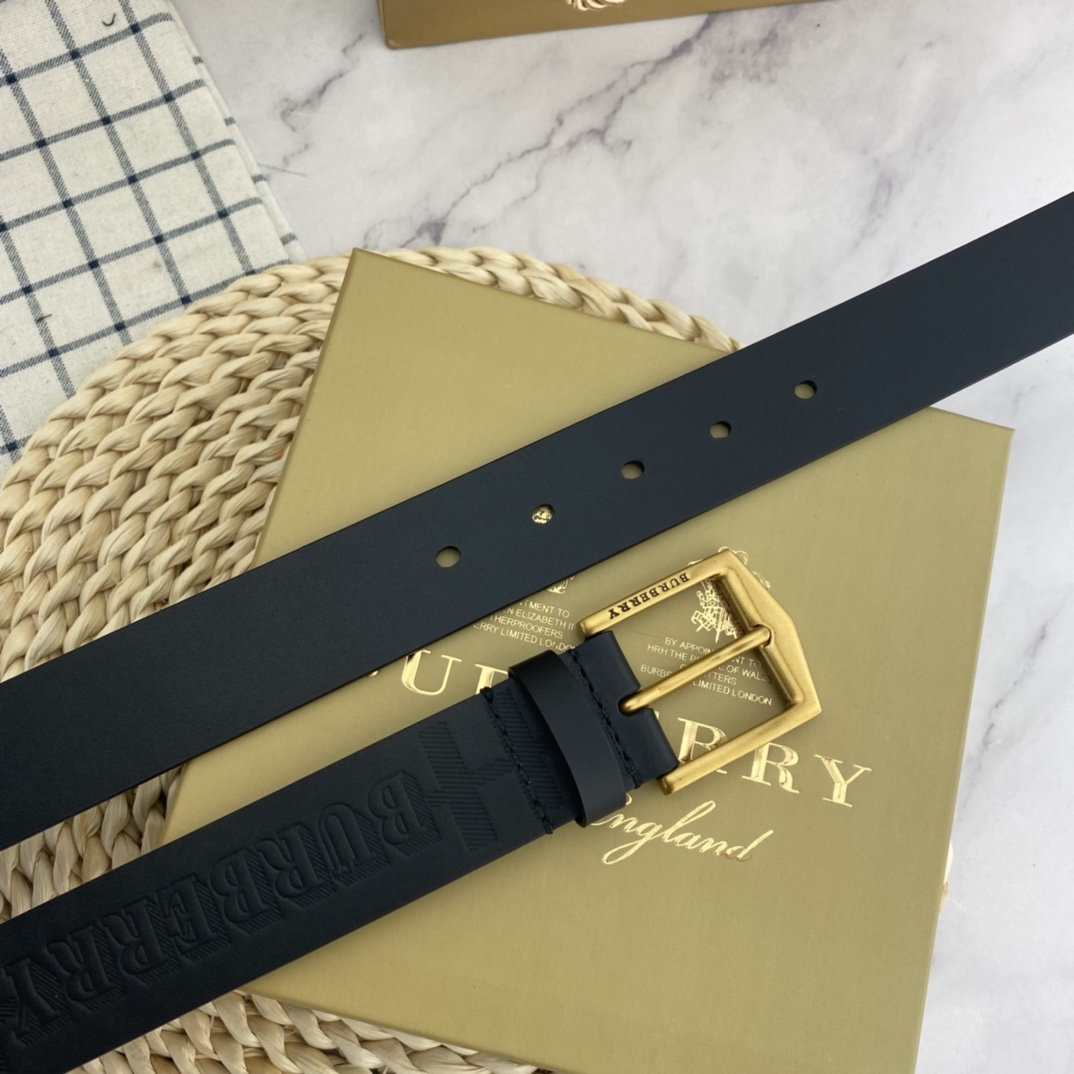 Burberry belt