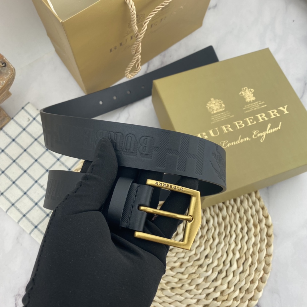 Burberry belt
