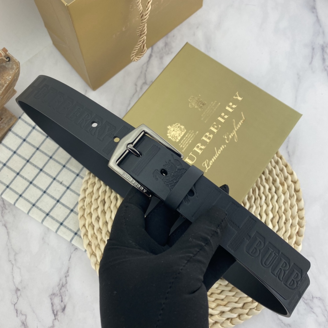 Burberry belt
