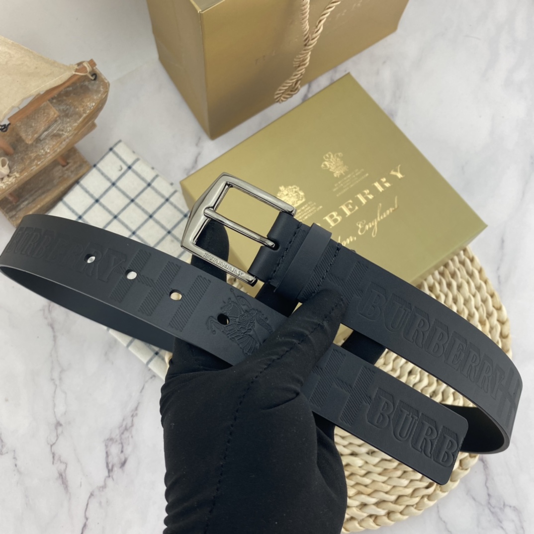 Burberry belt