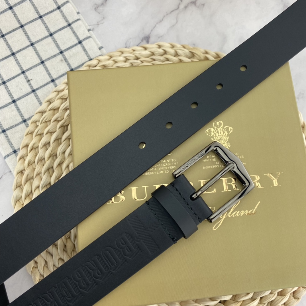 Burberry belt