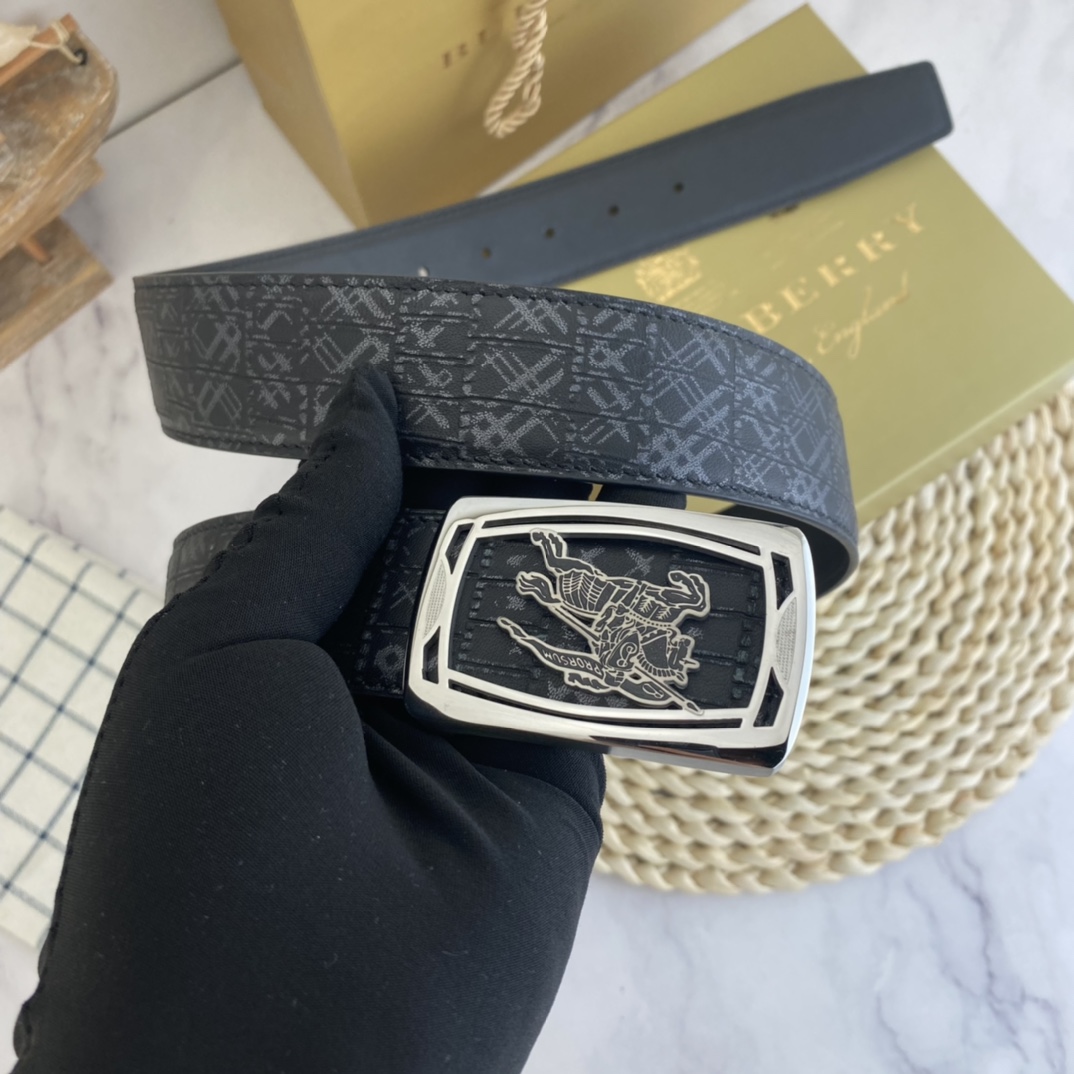 Burberry belt