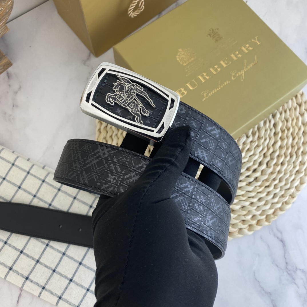 Burberry belt
