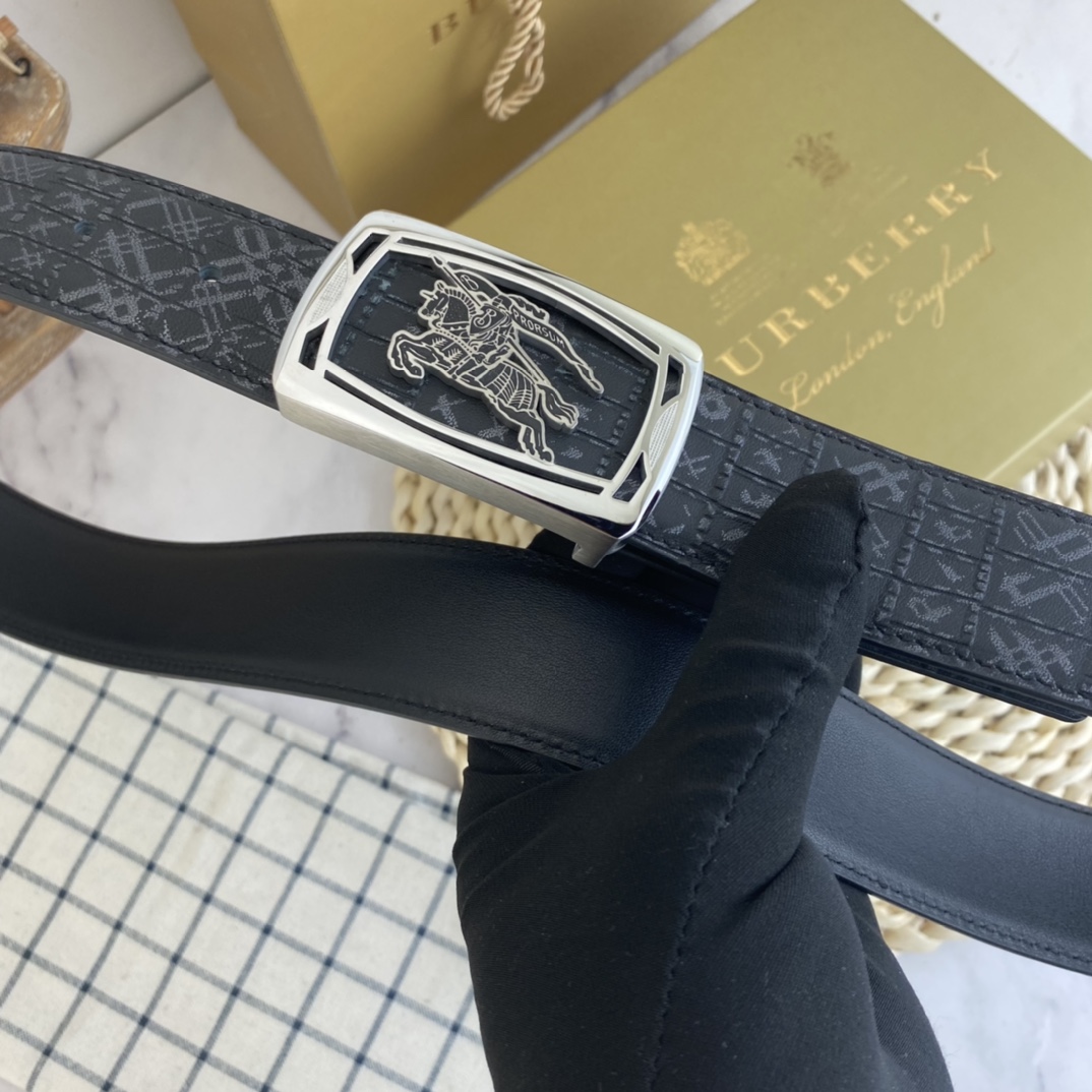 Burberry belt