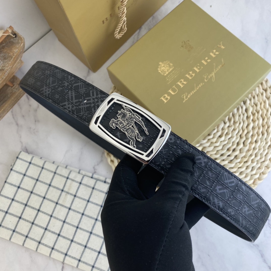 Burberry belt