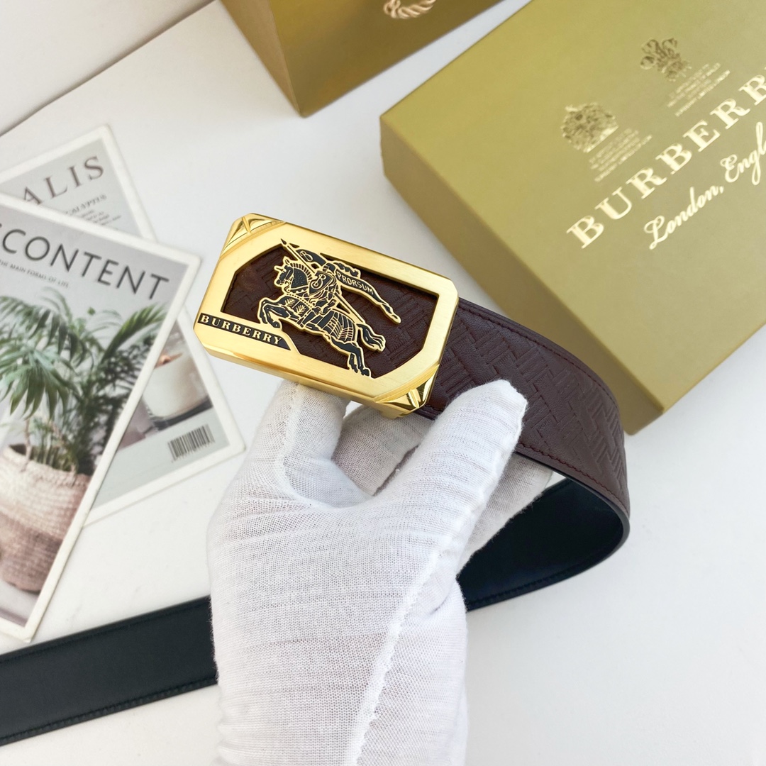 Burberry belt