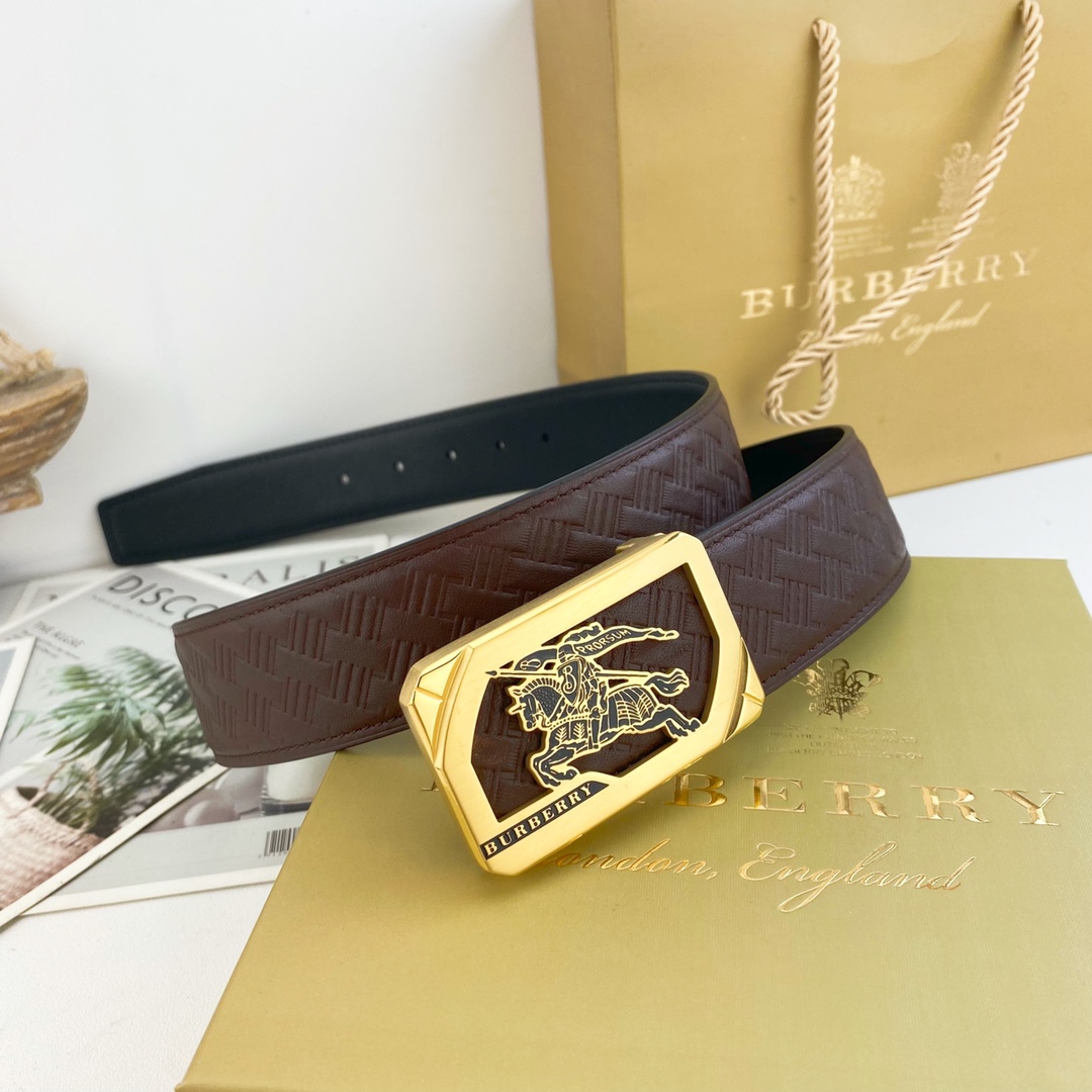 Burberry belt