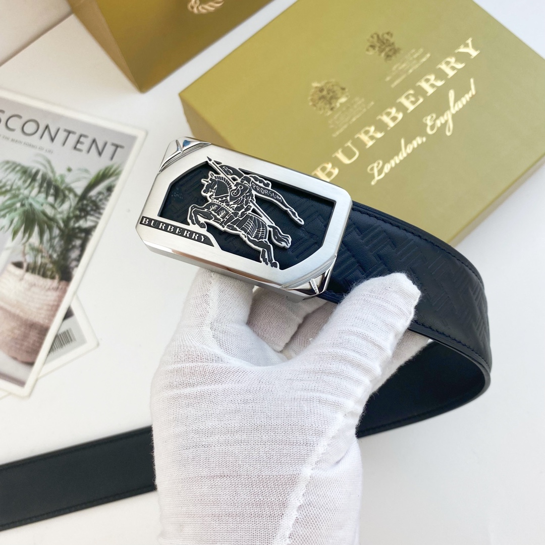 Burberry belt