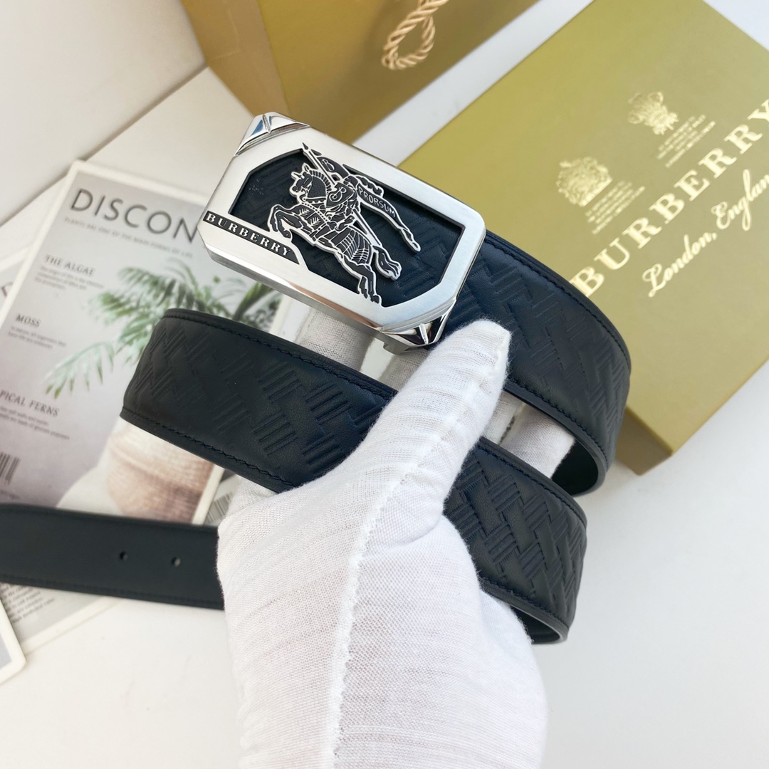 Burberry belt