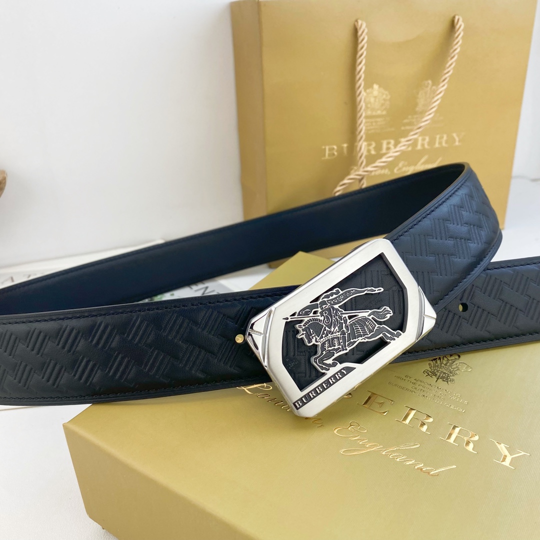Burberry belt