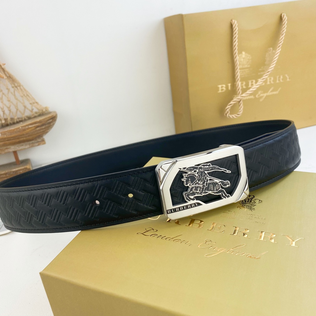 Burberry belt