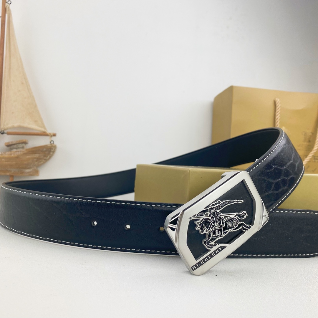 Burberry belt