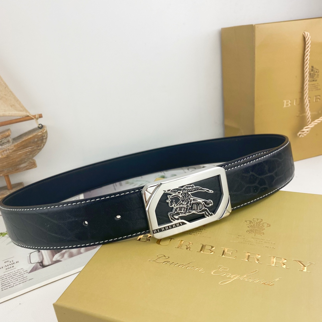 Burberry belt