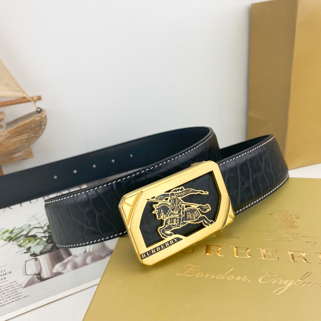 Burberry belt