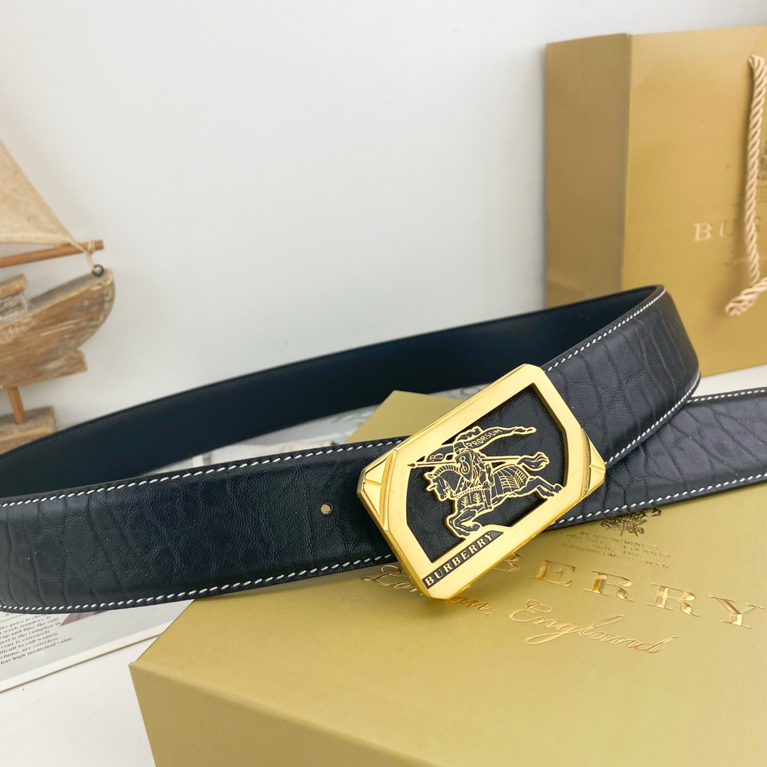 Burberry belt