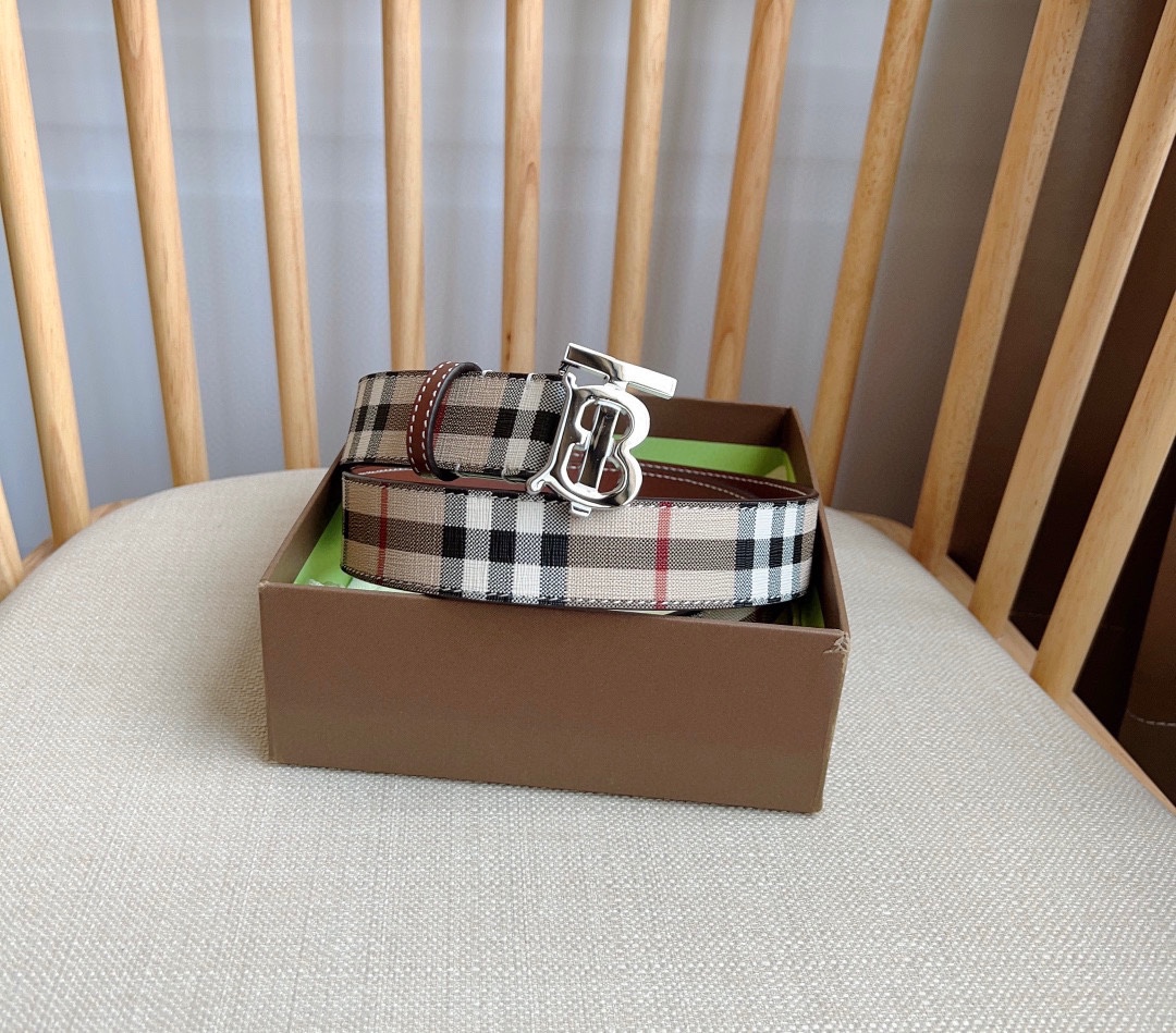 Burberry belt