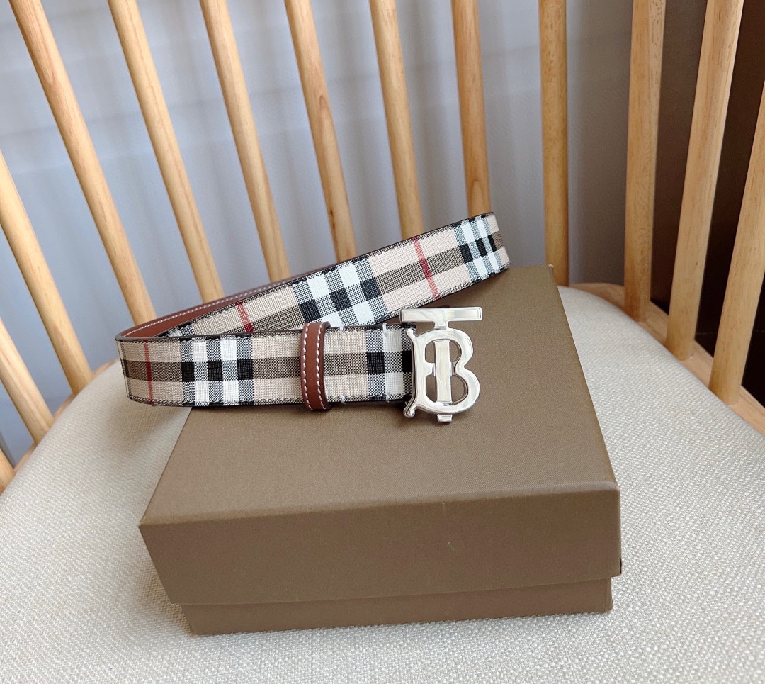 Burberry belt