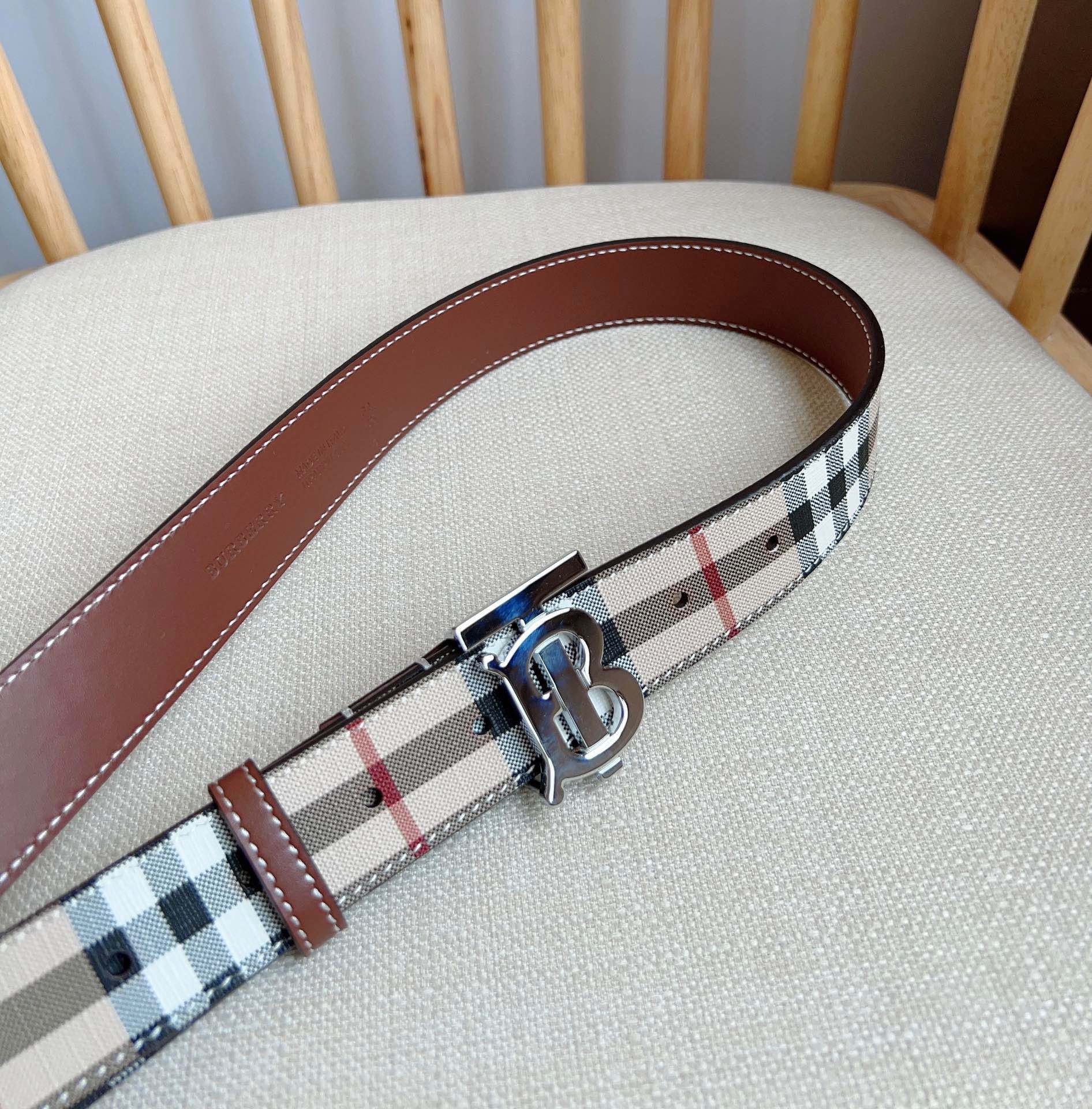 Burberry belt