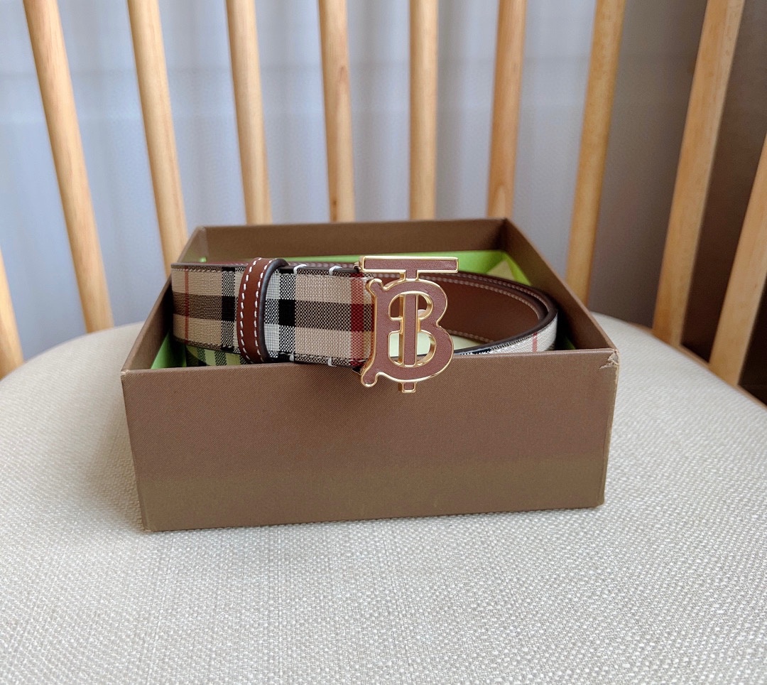 Burberry belt