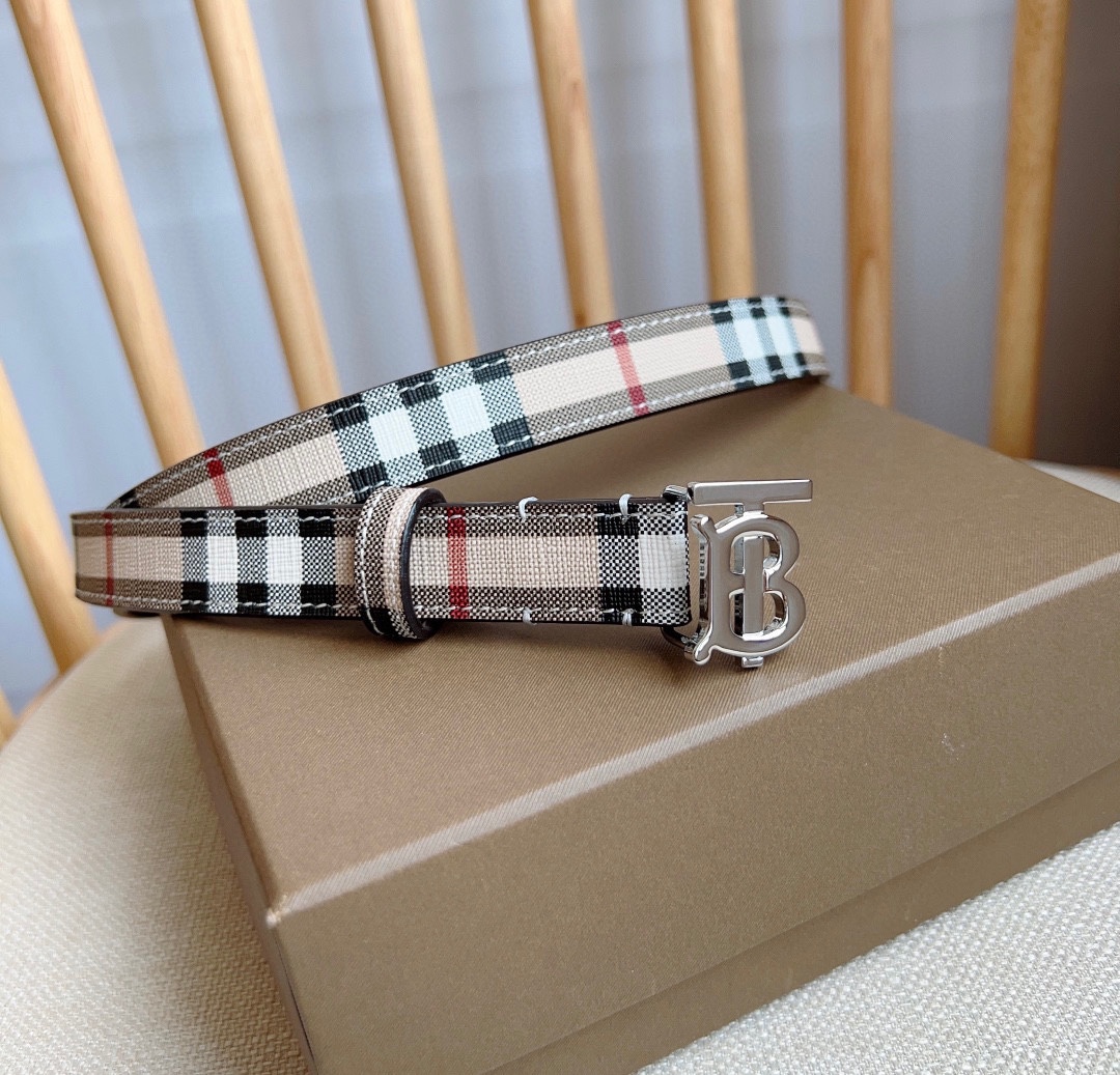 Burberry belt
