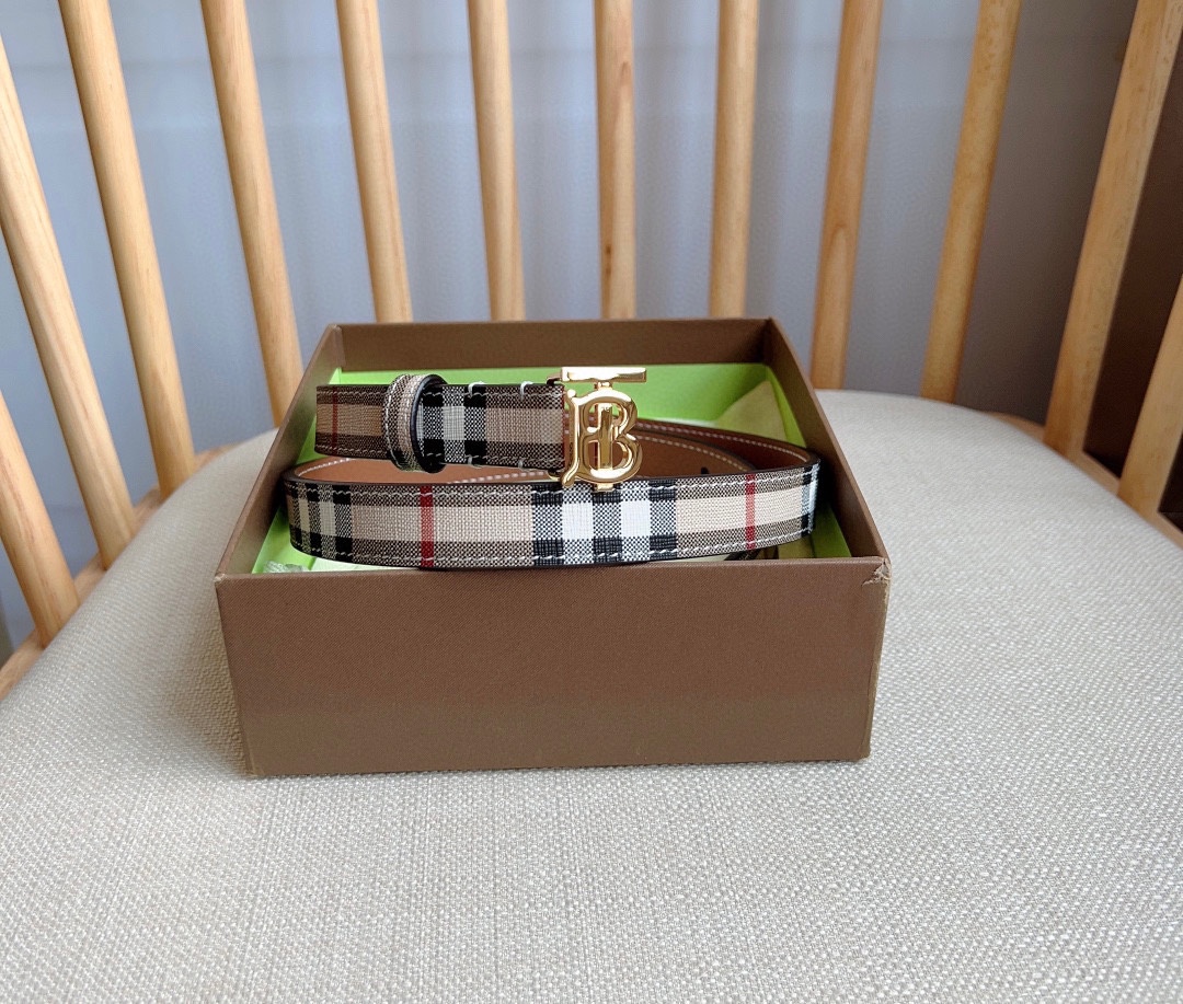 Burberry belt