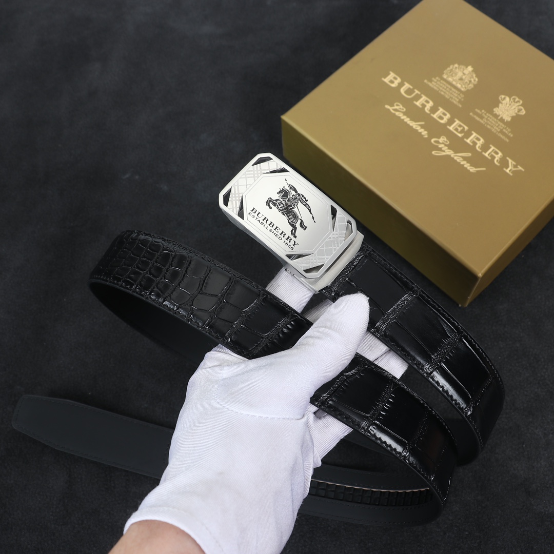 Burberry belt