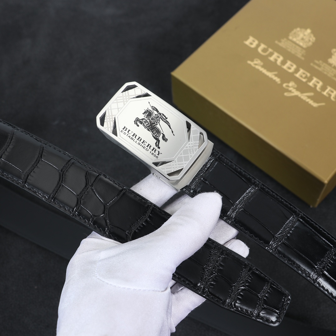 Burberry belt