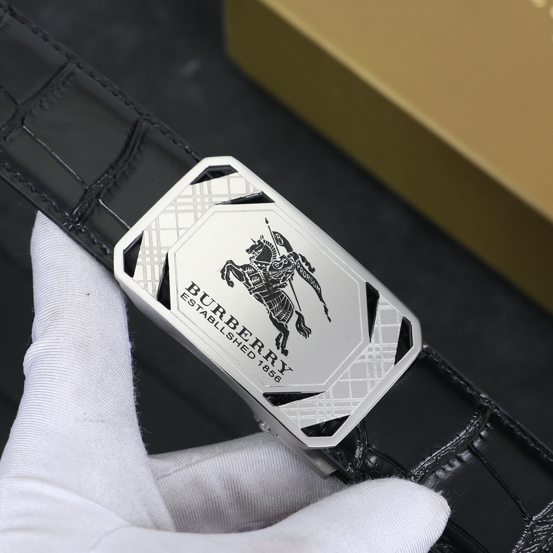 Burberry belt