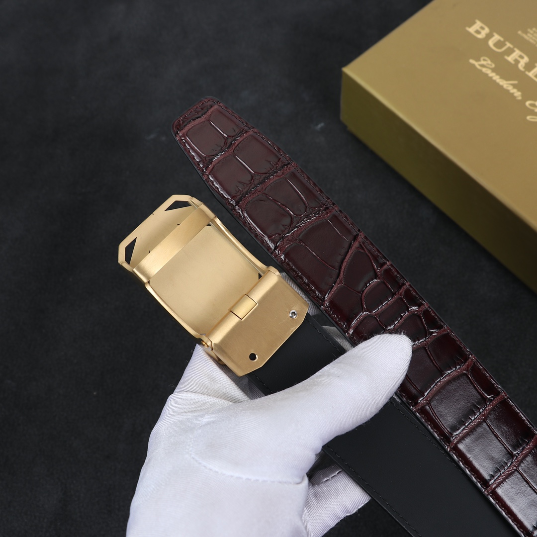 Burberry belt