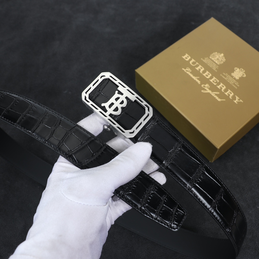 Burberry belt