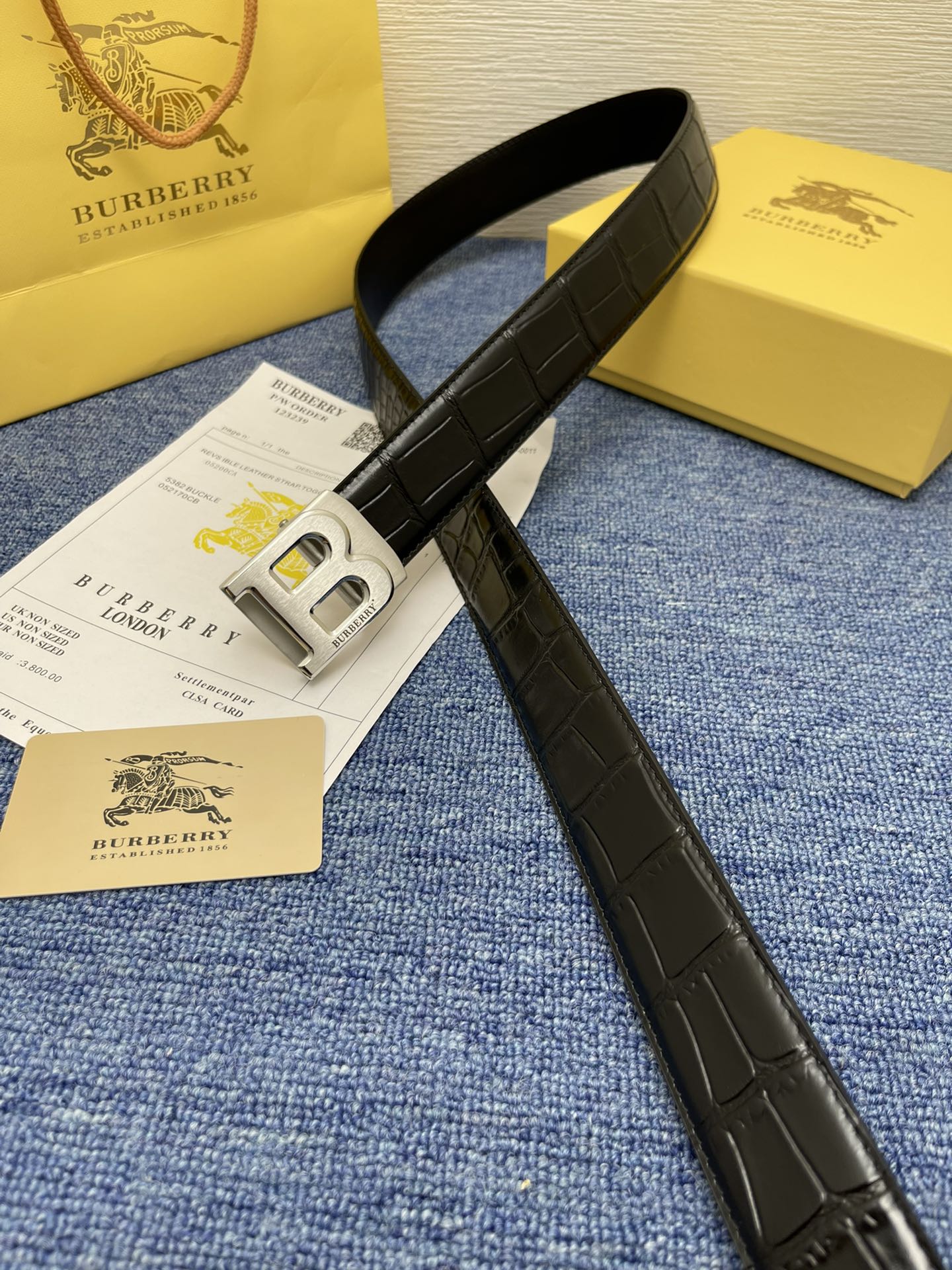 Burberry belt