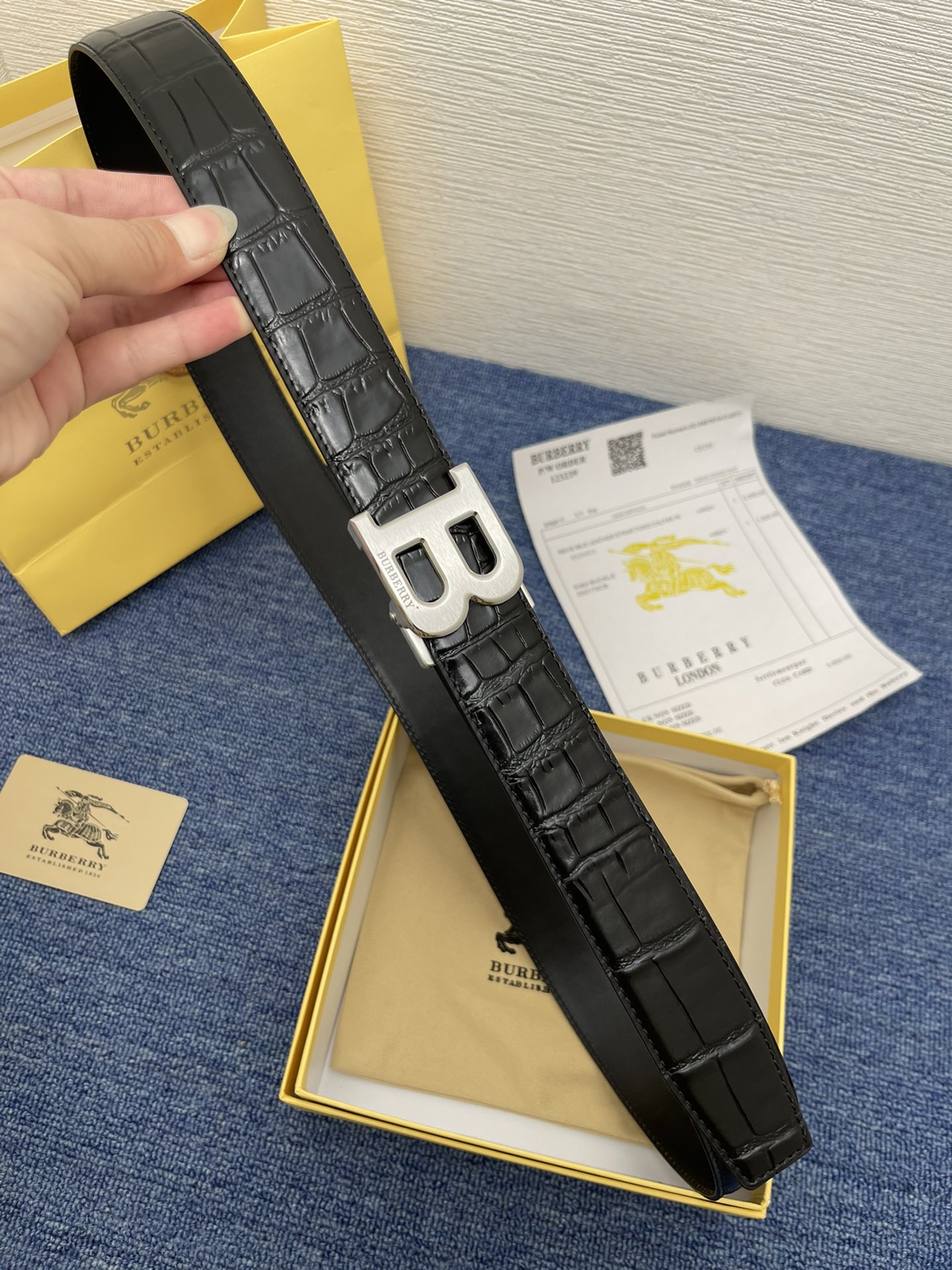 Burberry belt